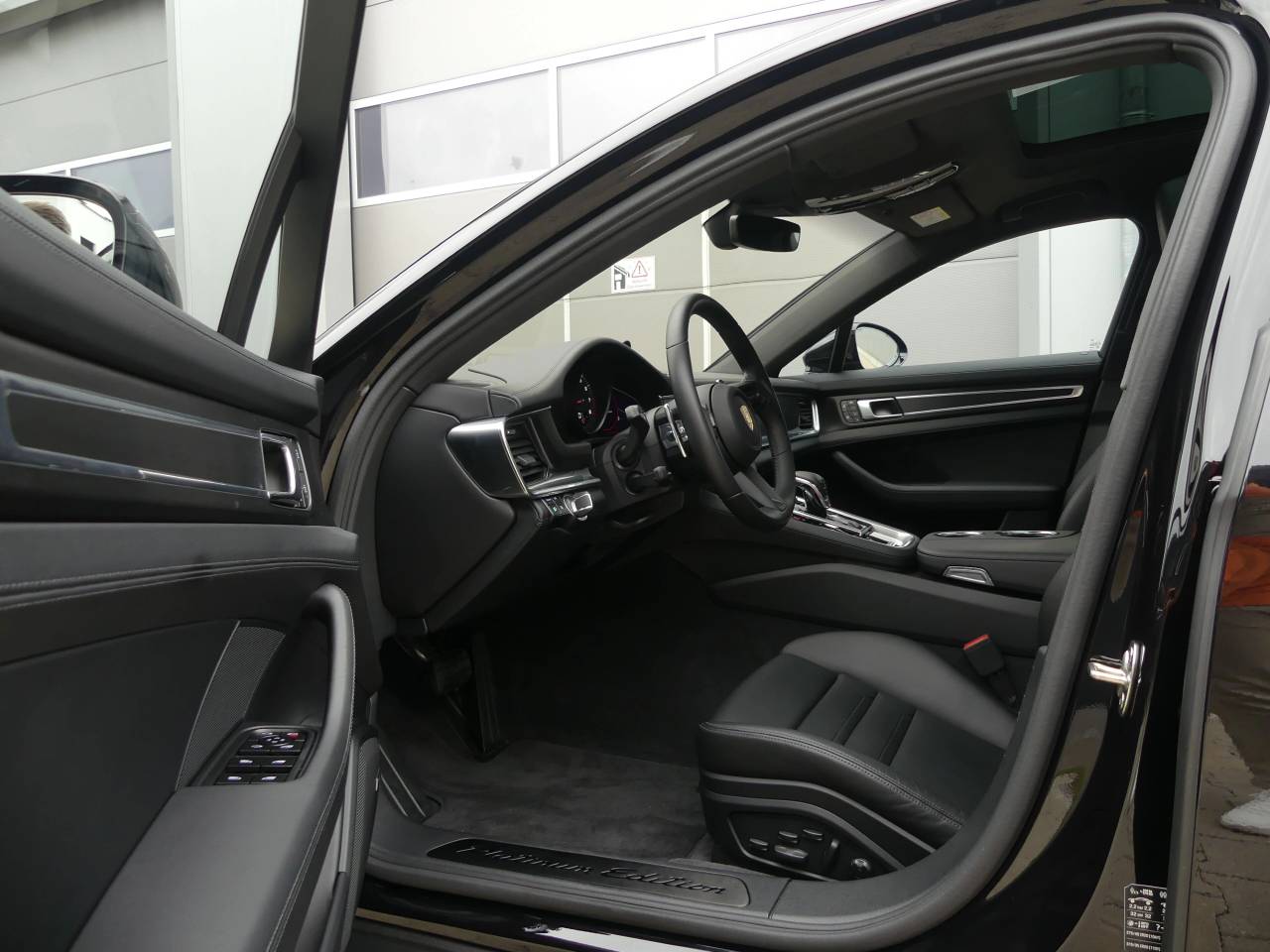 Porsche Panamera II ph2 4 Sport Turismo Platinum Edition - 2023 - Joinsteer - #17