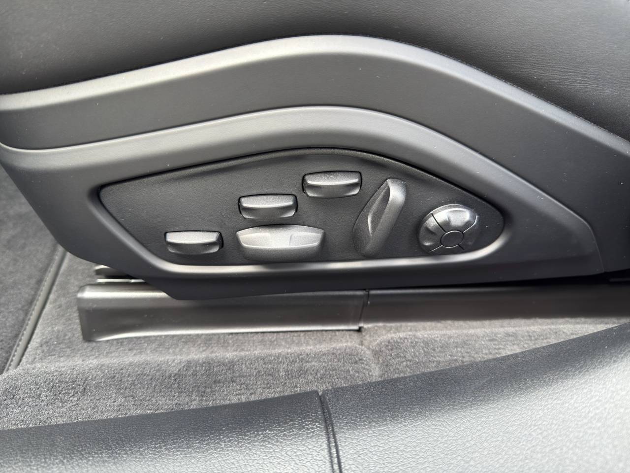 Porsche Panamera III 4 E-Hybrid - 2025 - Joinsteer - #18