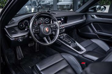 Porsche 992 I Carrera 4S Cabriolet — photo 10