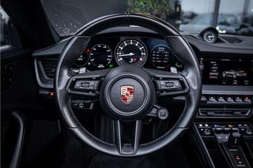 Porsche 992 I Carrera 4S Cabriolet — photo 14