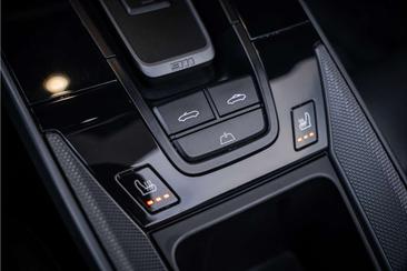 Porsche 992 I Carrera 4S Cabriolet — photo 24