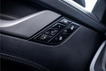Porsche 992 I Carrera 4S Cabriolet — photo 30