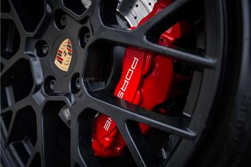 Porsche 992 I Carrera 4S Cabriolet — photo 43