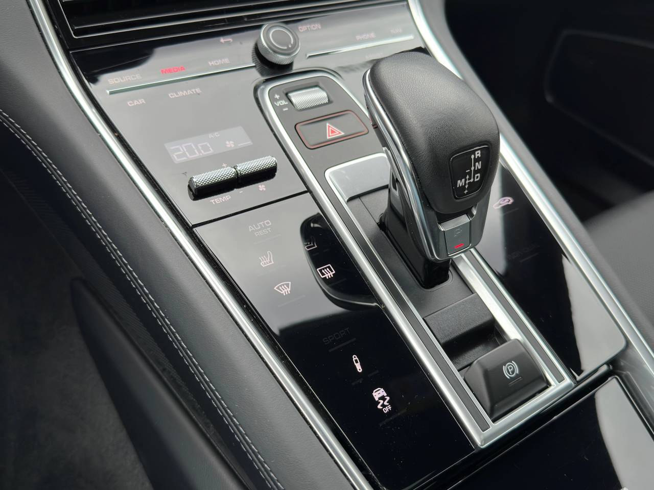 Porsche Panamera II ph2 GTS Sport Turismo - 2024 - Joinsteer - #15