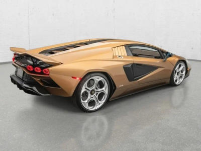 Lamborghini Few Off Countach LPI 800-4