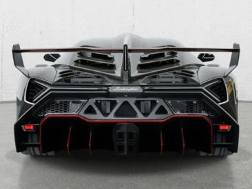 Lamborghini Few Off Veneno — photo 4