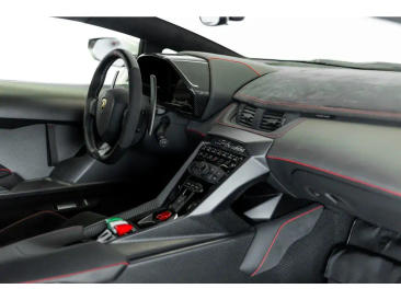 Lamborghini Few Off Veneno — photo 6