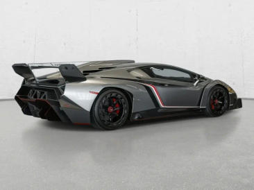 Lamborghini Few Off Veneno — photo 14