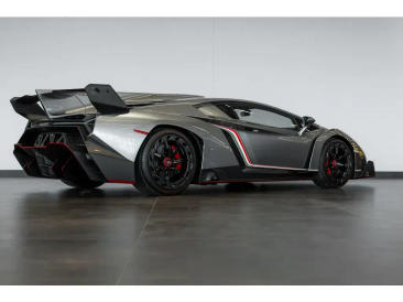 Lamborghini Few Off Veneno — photo 21
