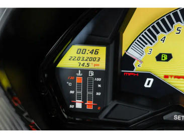 Lamborghini Few Off Veneno — photo 25
