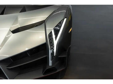 Lamborghini Few Off Veneno — photo 41