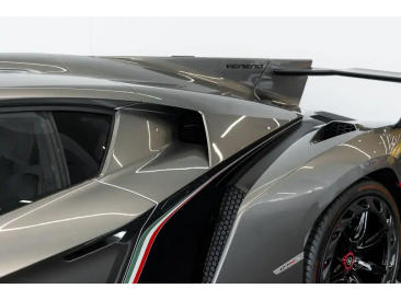 Lamborghini Few Off Veneno — photo 49