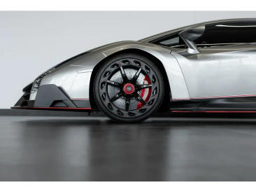 Lamborghini Few Off Veneno — photo 56
