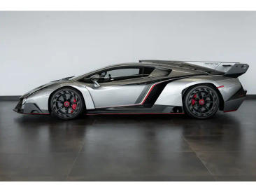 Lamborghini Few Off Veneno — photo 58