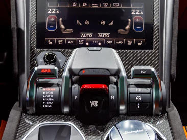 Lamborghini Urus Urus S — photo 11