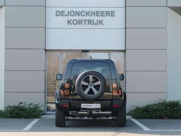 Land Rover Defender 110 D200 S AWD Auto 26MY — photo 8