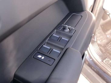 Land Rover Defender 110 D200 S AWD Auto 26MY — photo 15