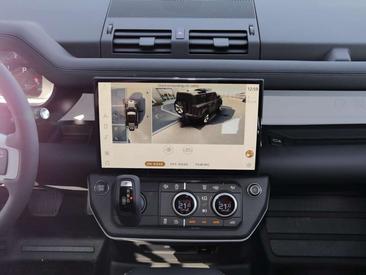 Land Rover Defender 110 D200 S AWD Auto 26MY — photo 19