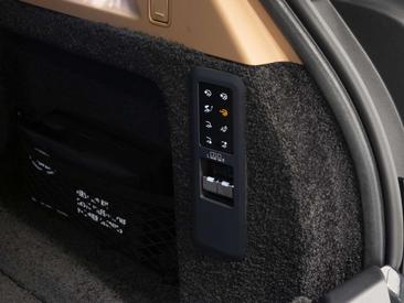 Land Rover Range Rover 3.0 P550e Autobiography PHEV Vert — photo 17