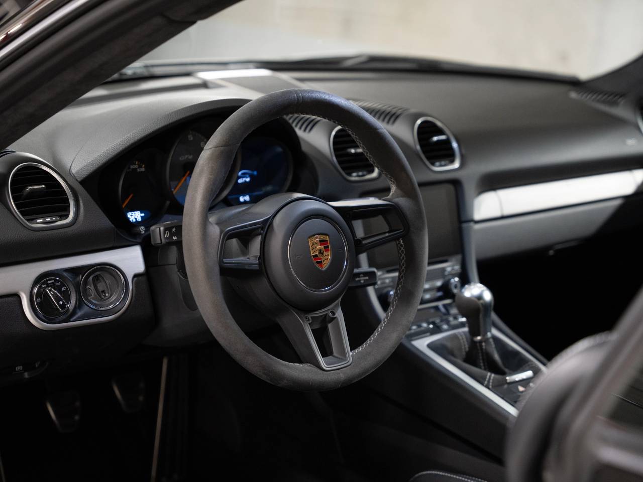 Porsche 718 type 982 Cayman GT4 - 2020 - Joinsteer - #24