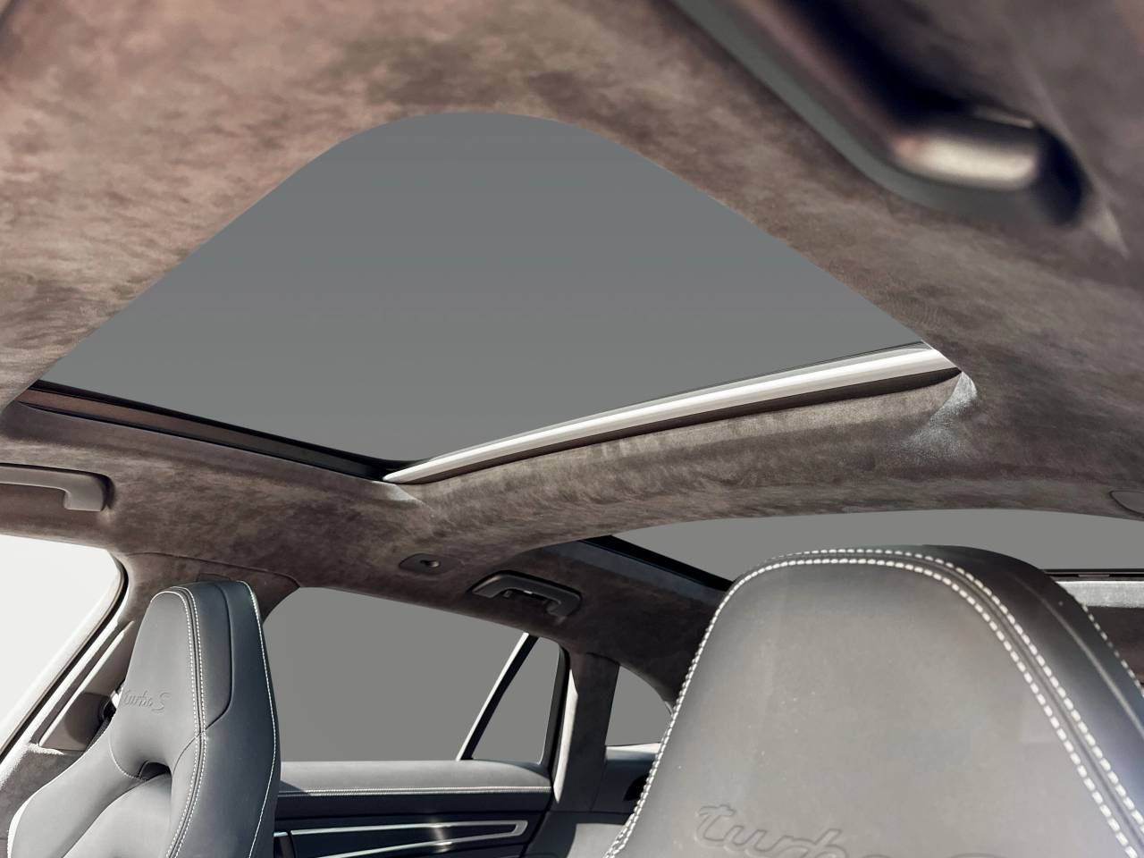 Porsche Panamera II ph2 Turbo S Sport Turismo - 2023 - Joinsteer - #27