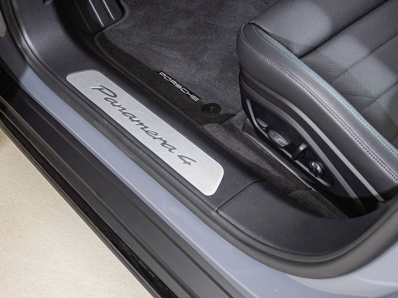 Porsche Panamera III 4 E-Hybrid - 2025 - Joinsteer - #3