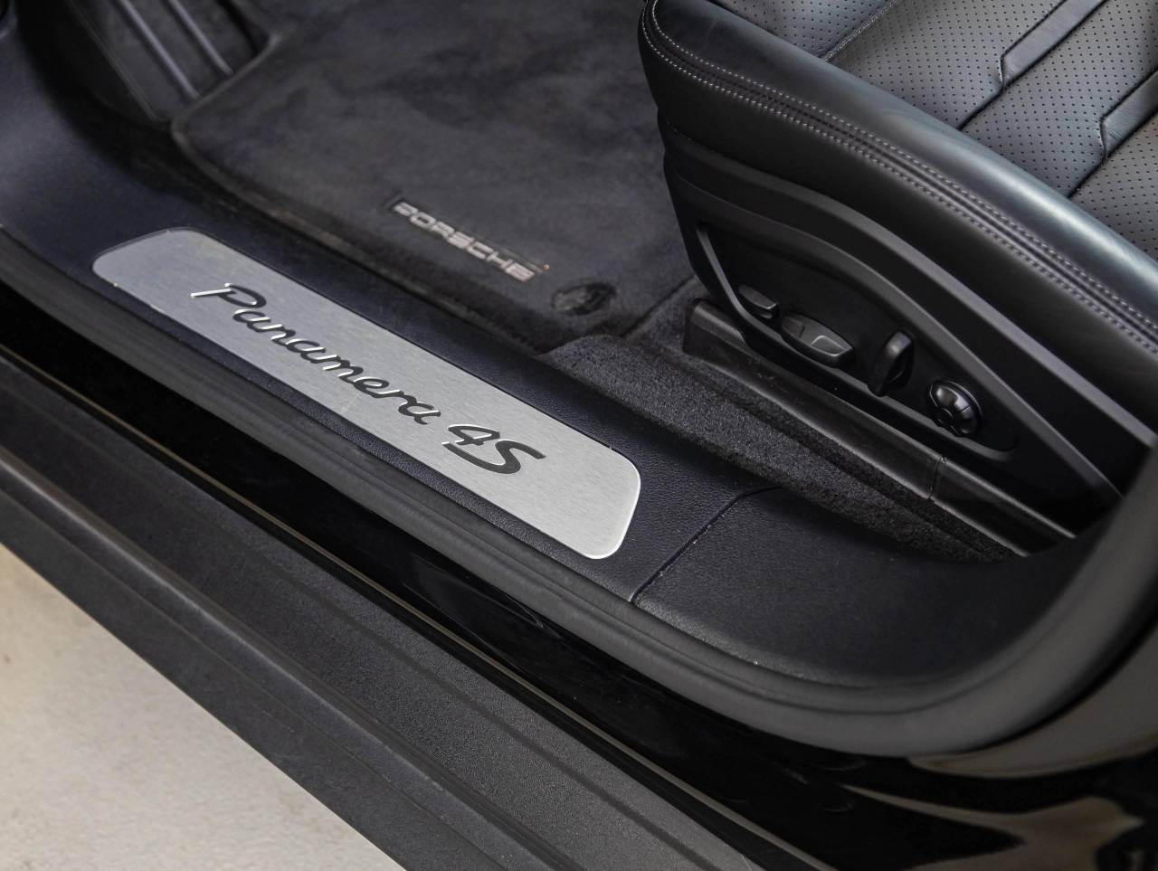 Porsche Panamera II ph2 4S E-Hybrid Sport Turismo - 2024 - Joinsteer - #21