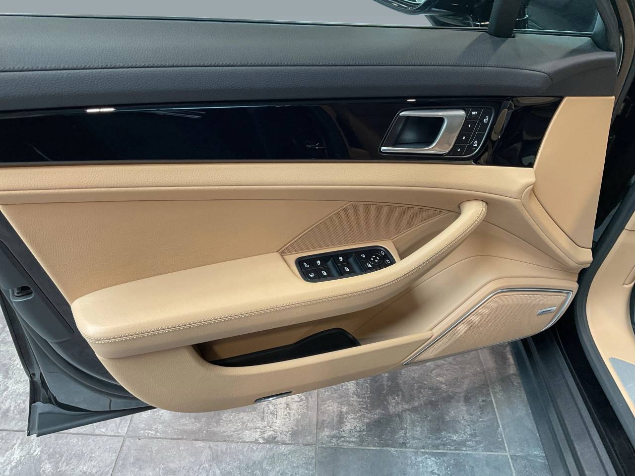 Porsche Panamera II ph2 4 E-Hybrid Sport Turismo - 2021 - Joinsteer - #20