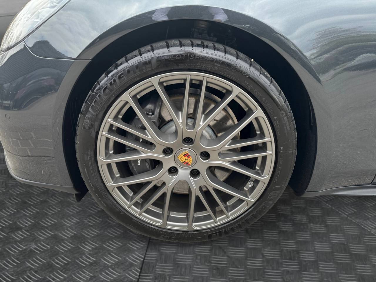 Porsche Panamera II ph2 4 E-Hybrid Sport Turismo Platinum Edition - 2024 - Joinsteer - #9