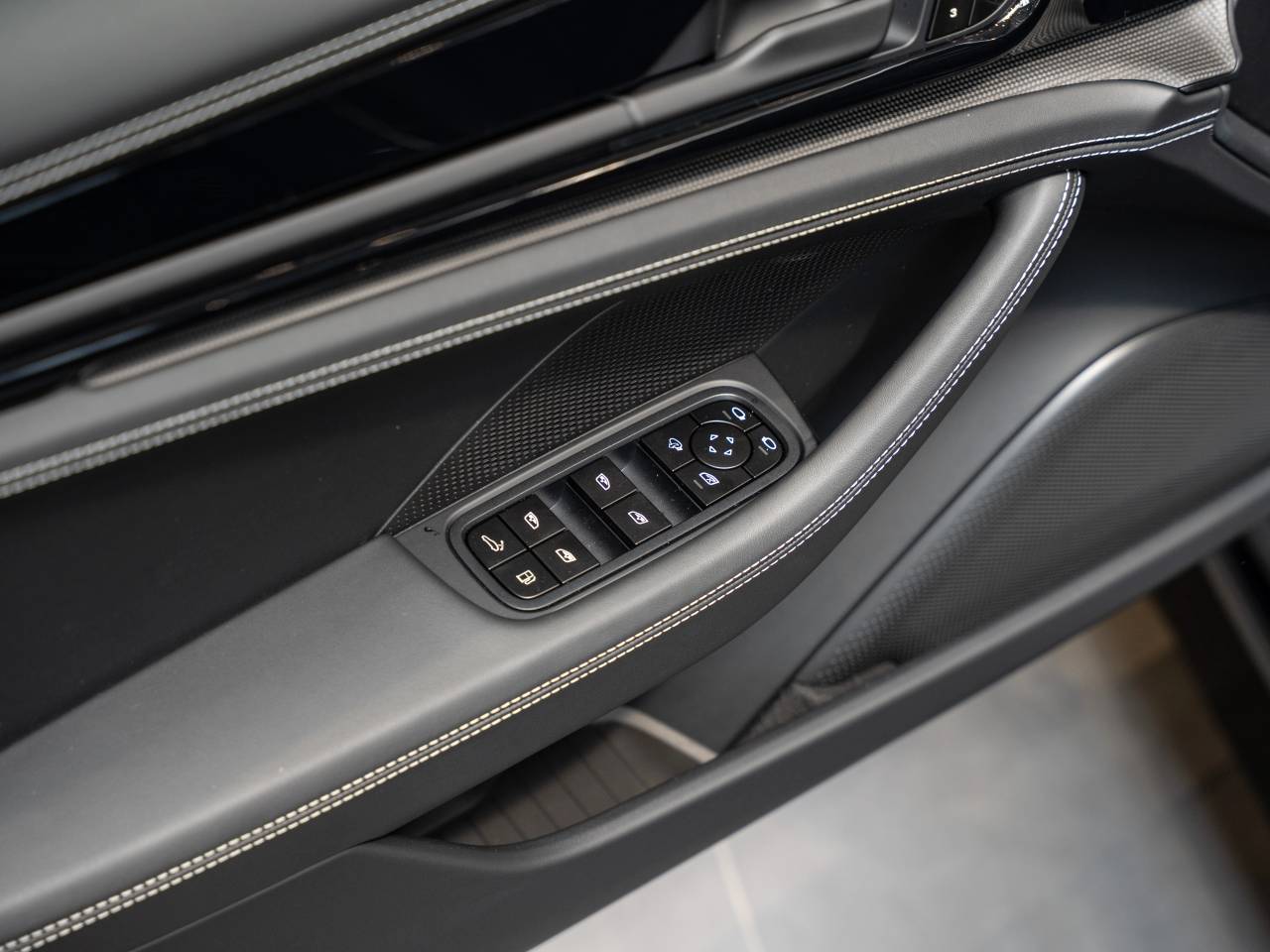 Porsche Panamera III 4S E-Hybrid - 2025 - Joinsteer - #21