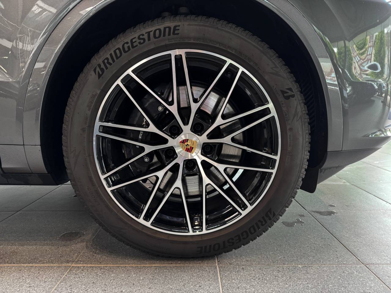 Porsche Cayenne III ph2 E-Hybrid - 2024 - Joinsteer - #9