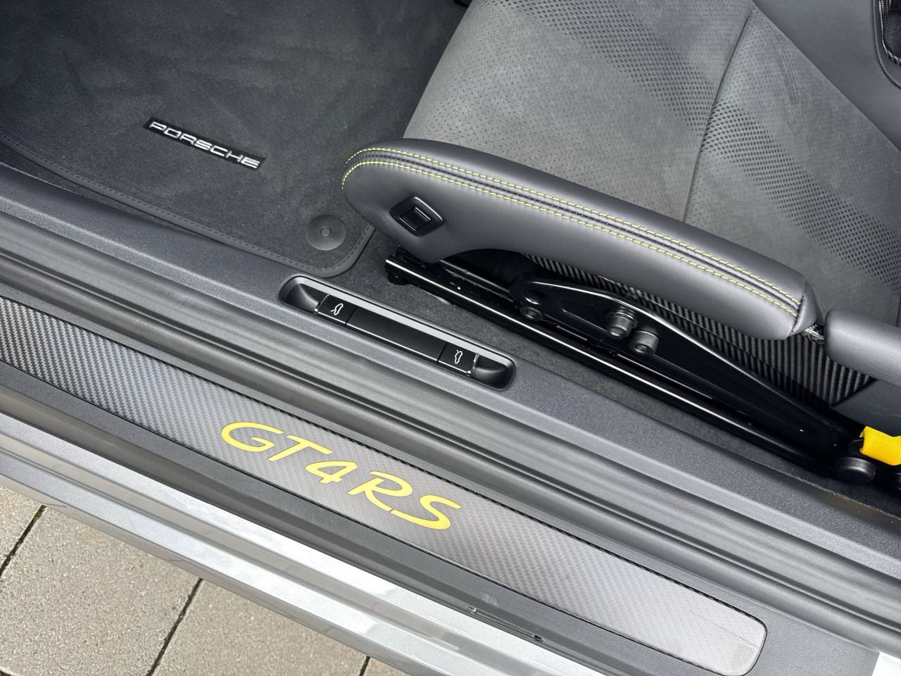 Porsche 718 type 982 Cayman GT4 RS - 2025 - Joinsteer - #17