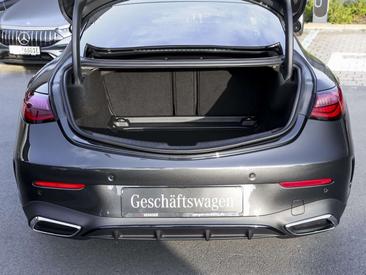 Mercedes CLE 200 Night Edition — photo 11