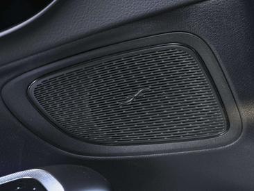 Mercedes CLE 200 Night Edition — photo 13