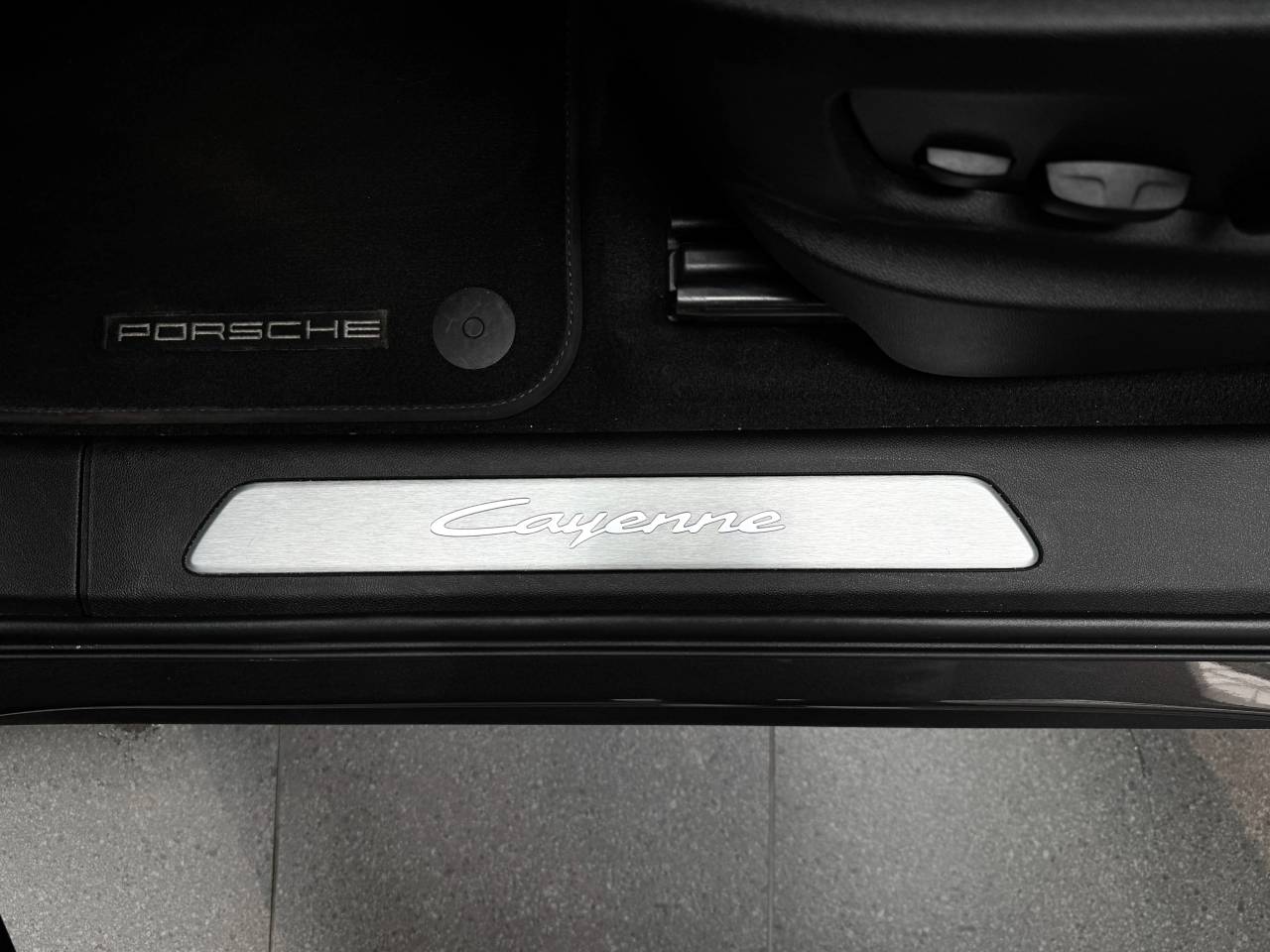 Porsche Cayenne III ph2 E-Hybrid - 2024 - Joinsteer - #32