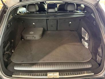 Mercedes Classe E Break 300 AMG Line — photo 25