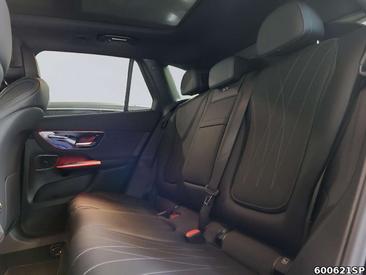 Mercedes GLC 400 AMG Line — photo 12