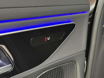 Mercedes Classe E 200 AVANTGARDE — photo 37