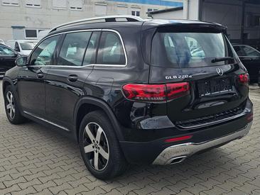 Mercedes GLB 220 — photo 6