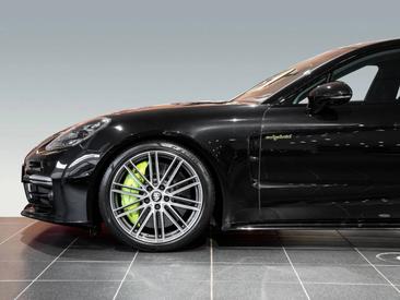 Porsche Panamera II ph2 Turbo S E-Hybrid — photo 10