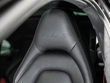 Porsche Panamera II ph2 Turbo S E-Hybrid — photo 21