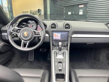 Porsche 718 type 982 Boxster S — photo 17