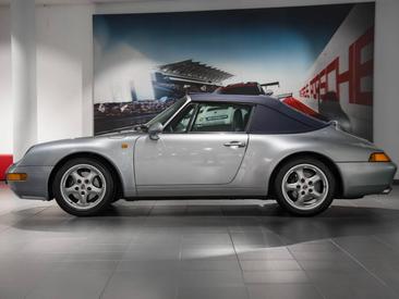Porsche 993 Carrera Cabriolet — photo 2