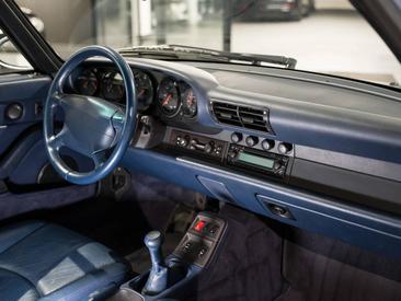 Porsche 993 Carrera Cabriolet — photo 17