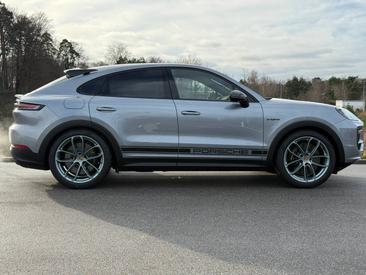 Porsche Cayenne III Turbo E-Hybrid — photo 5