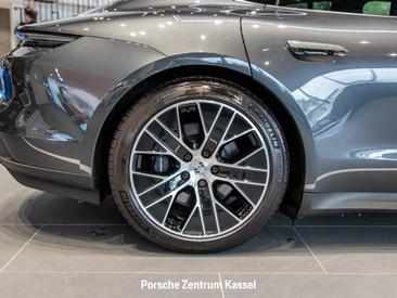 Porsche Taycan ph2 — photo 15