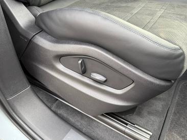 Porsche Cayenne III Turbo E-Hybrid — photo 24