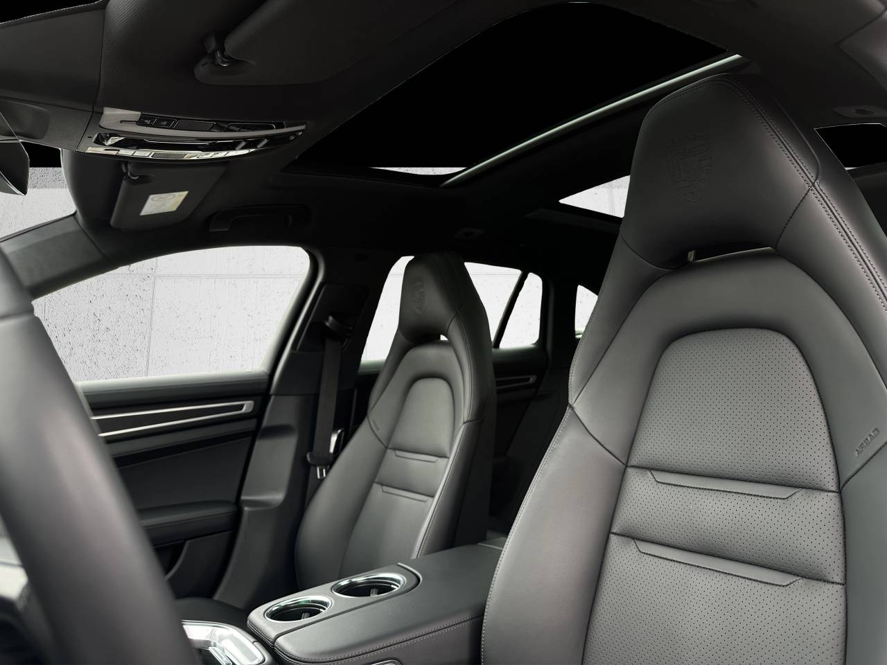 Porsche Panamera II ph2 4 E-Hybrid Sport Turismo Platinum Edition - 2024 - Joinsteer - #19