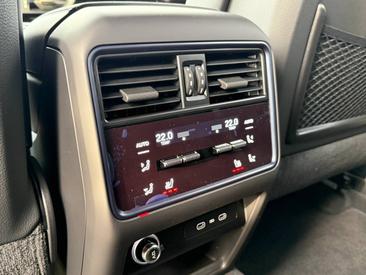 Porsche Cayenne III Turbo E-Hybrid — photo 41