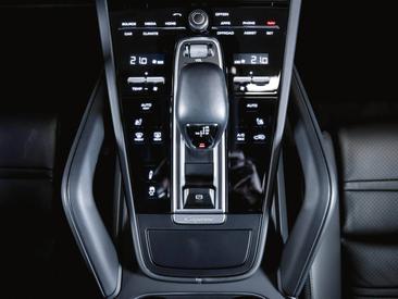 Porsche Cayenne III S Coupé — photo 20